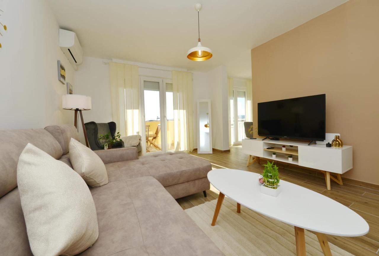 Apartman Lola Zadar Exterior foto