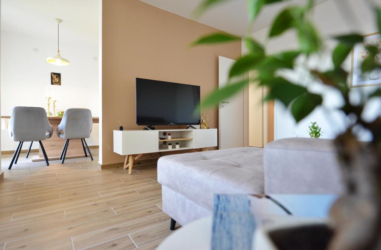 Apartman Lola Zadar Exterior foto